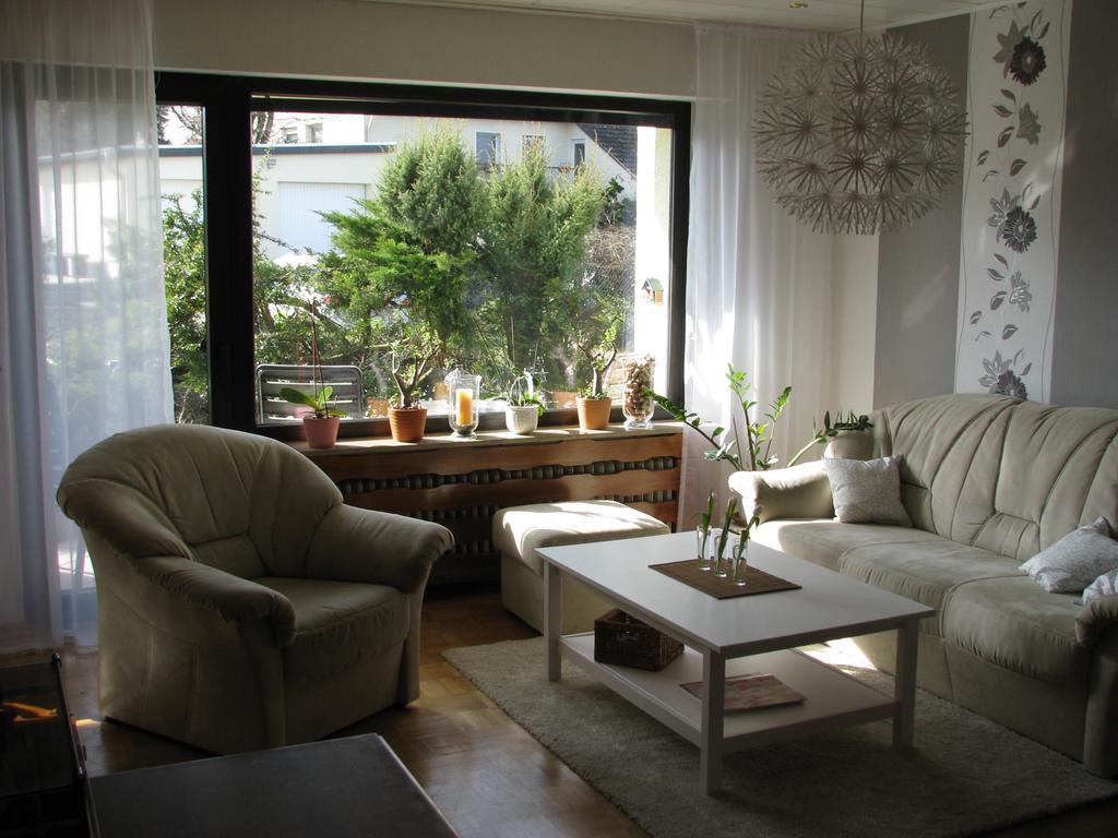 Arnold Apartment *